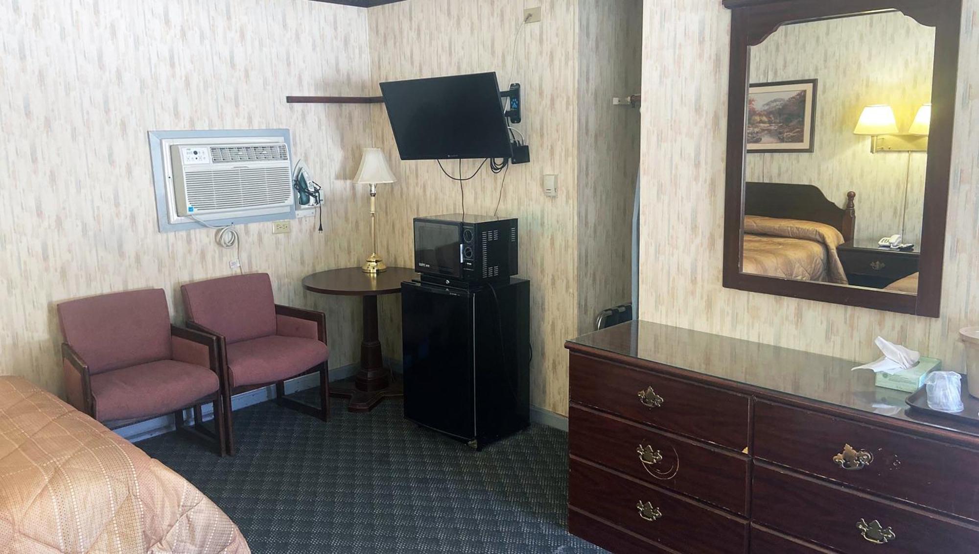Pleasant Valley Motel West Stockbridge Esterno foto