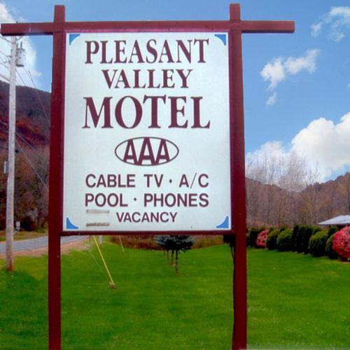 Pleasant Valley Motel West Stockbridge Esterno foto
